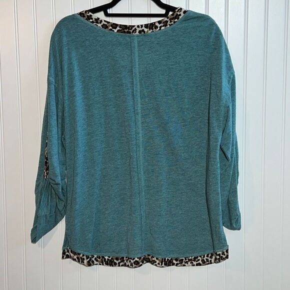Kori America women’s small green/blue vneck long sleeve blouse animal print trim - Picture 6 of 10